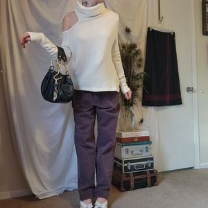 shoulder hole knit turtleneck